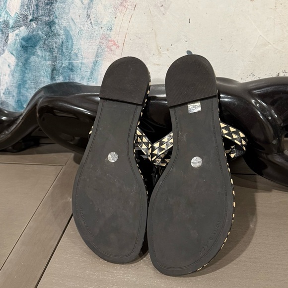NEW! Tory Burch Miller Sandal Triangle Geo Print Flip Flop Authenticated Sz 6.5 - Picture 5 of 10